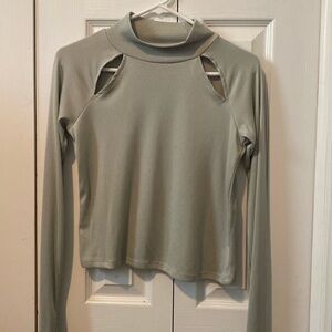 Sage Green Poof New York long sleeve top. SIZE: Large
